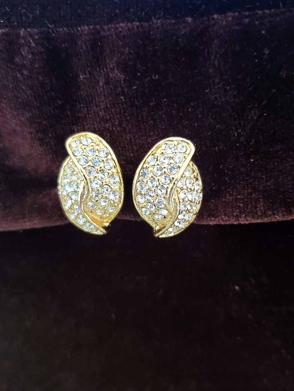 Pretty Gold Crystal Pave Leaf Stud Earrings - Women Jewelry